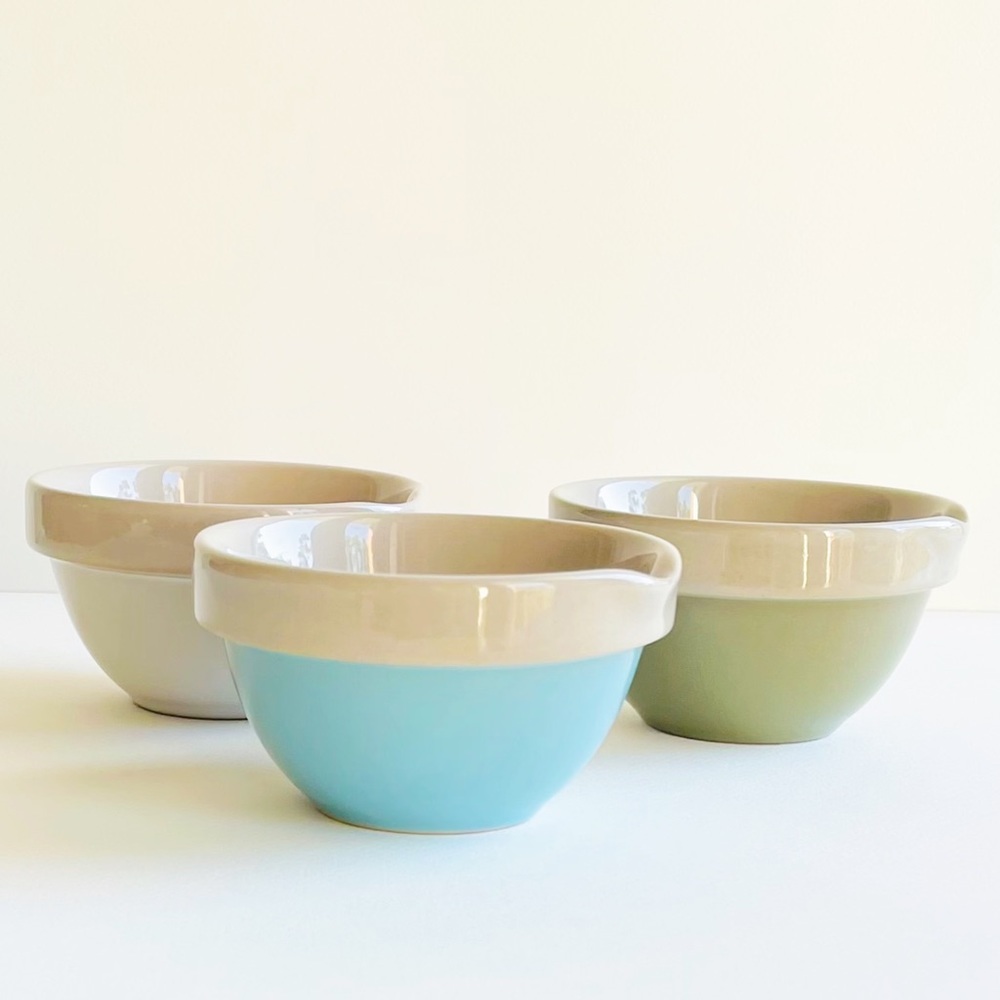 BRAND NEW, Measuring Cups, Set of 3